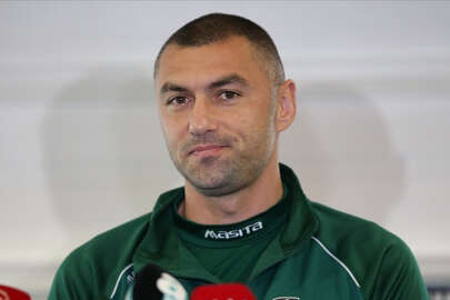 Burak Yılmaz futbolu bıraktı!