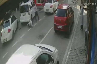 Bursa'da fren yerine gaza bastı, 3 kişiye çarptı!