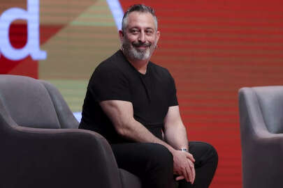 Cem Yılmaz'dan Merve Dizdar'a övgü: Ben, şahsen bu kadınla oynadım