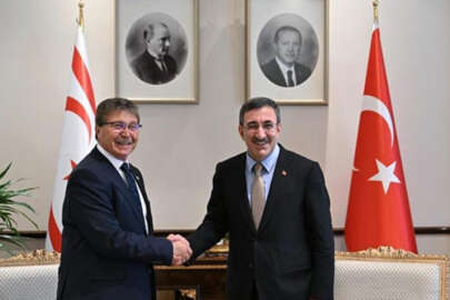 Cumhurbaşkanı Yardımcısı Yılmaz, KKTC Başbakanı Üstel ile bir araya geldi!