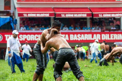 Kırkpınar Yağlı Güreşleri'nin açılış seremonisi