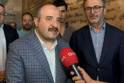 AK Parti Milletvekili, 15 Temmuz Şehitler Anıtı'nı ziyaret etti