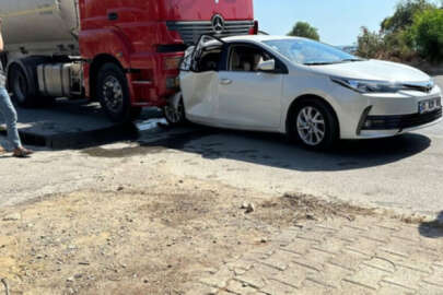 Antalya'da tanker otomobile arkadan çarptı! Yaralılar var
