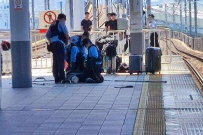 Japonya'da trende bıçaklı saldırı!