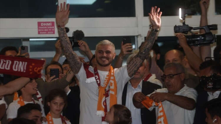 Sarı-kırmızılı ekip, geçtiğimiz sezon kiralık olarak forma giyen Mauro Icardi`nin bonservisini almak için Fransız ekibi Paris Saint-Germain ile anlaşmaya vardı.