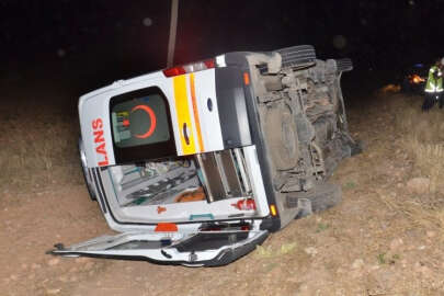 Kahramanmaraş'ta ambulans şarampole yuvarlandı