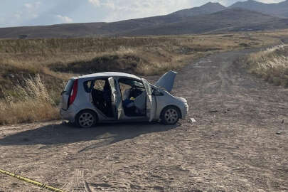 Konya'da ağaca çarpan otomobildeki 2 kişi öldü!