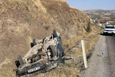 Kilis'te şarampole devrilen otomobildeki 6 kişi yaralandı