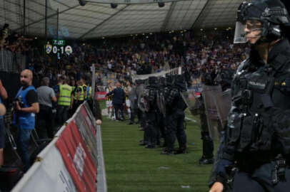 Maribor taraftarları skandala imza attı!