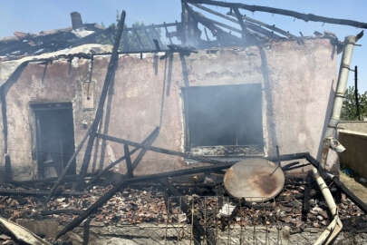 Konya'da yangın! Ev küle döndü