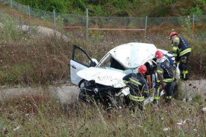 Kocaeli'de feci kaza! Sürücü ve 2 oğlu öldü, eşi yaralandı