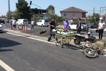 Düzce'de otomobilin çarptığı motosiklet sürücüsü ağır yaralandı!