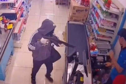 İzmir'de market hırsızı kaçarken kendini vurdu!