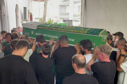 Bursa'da eğlence mekanında silahlı saldırıda ölen kişi toprağa verildi