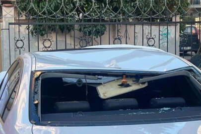 Gürültüyü duyunca geldi, arabasını görünce şoke oldu