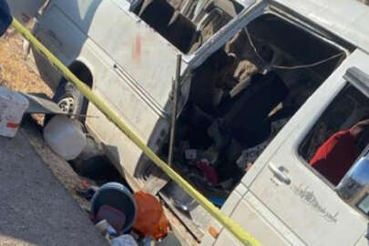 Şanlıurfa'da işçileri taşıyan minibüs kaza yaptı!