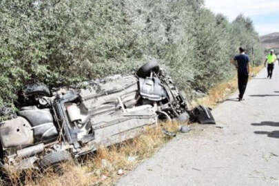 Sivas'ta korkunç kaza: 1'i bebek 2'si çocuk 5 yaralı