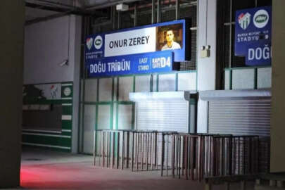 Bursaspor paylaştı! Şehitlerin ismi ve fotoğrafları yeniden asıldı