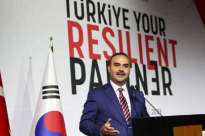 Bakan Kacır Güney Kore'de ikili görüşmeler gerçekleştirdi