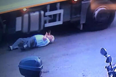 Karabük'te yaşlı adamın üstünden çöp kamyonu geçti!