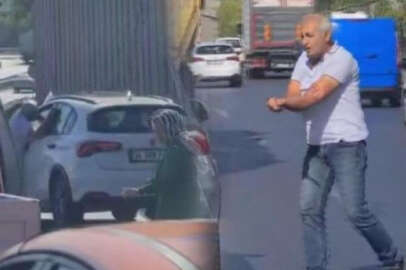 Trafikte bıçaklı kavga!