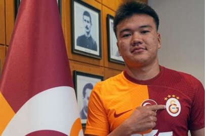 Galatasaray, Beknaz Almazbekov ile anlaştı