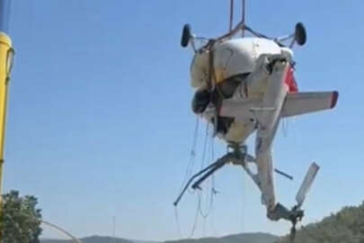 İzmir'de düşen helikopterin enkazı kıyıya çıkartıldı