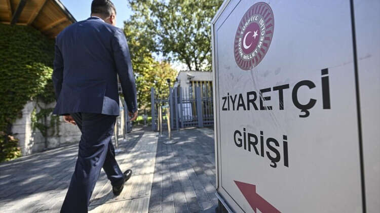 TBMM`de 28. Dönem 2. Yasama Yılı, 1 Ekim Pazar günü başlayacak. Yeni yasama yılı öncesi TBMM`de güvenlik tedbirleri de artırıldı.