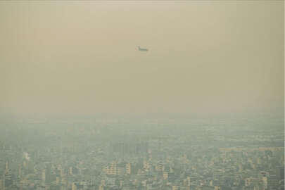 Irak'taki yangının dumanı, İran'da hava kirliliğine neden oldu