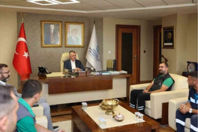 Geçici işçilerin beklediği müjdeli haberi Başkan Büyükakın duyurdu