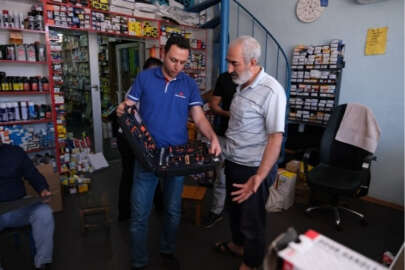 Maysan Mando'dan deprem bölgesi esnafına tamir kitleri desteği