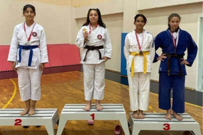 Osmangazili judocular 12 madalya kazandı