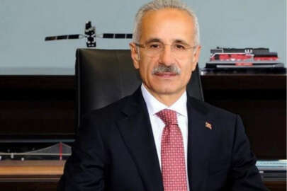 Bakan Uraloğlu'ndan gençlere ücretsiz internet açıklaması!