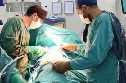 Akciğerine bıçak saplandı, ameliyatla kurtarıldı