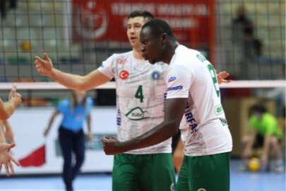 Bursa Büyükşehir Belediyespor Voleybol Balkan Kupası'na galibiyetle başladı