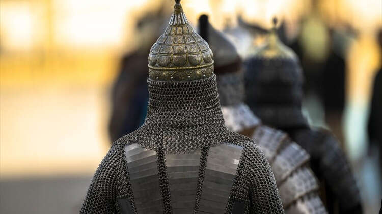 Erdoğan ve Nehammer, baş başa ve heyetler arası görüşmelerin ardından ortak basın toplantısı düzenleyecek.