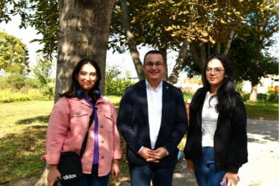 Başkan Kanar üniversiteli gençlerle buluştu