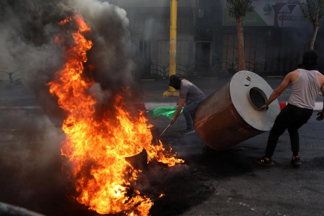 İsrail'in Gazze'ye saldırıları Batı Şeria'da protesto edildi