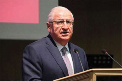 Milli Savunma Bakanı Güler Kosova'da