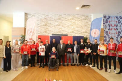 Bursa'da Sporun 'enleri' yine Büyükşehir Belediyespor'dan