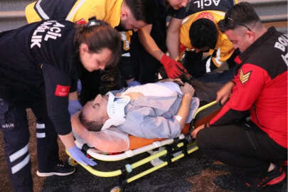 Anadolu Otoyolu’nda iki araç çarpıştı: 5 yaralı