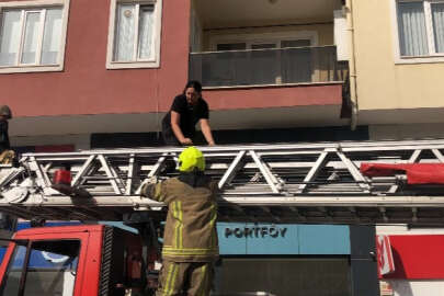 Bursa'da 10 katlı apartmanda yangın çıktı