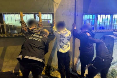 Bursa'da yapılan denetimlerde 14 kişi gözaltına alındı