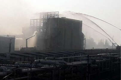 Gübre fabrikasında yangın paniği!