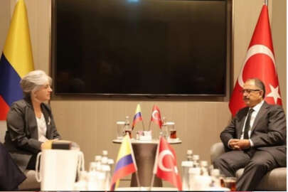 Bakan Özhaseki Kolombiyalı mevkidaşı ile görüştü