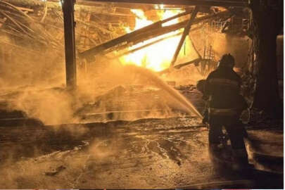 Rus ordusu Ukrayna'daki petrol rafinerisini hedef aldı