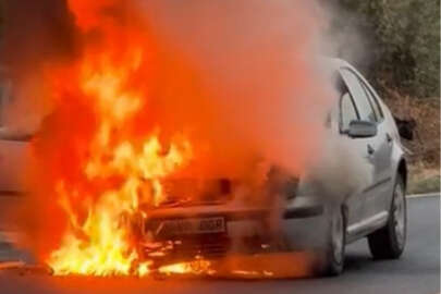 Mersin'de otomobil küle döndü!