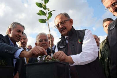 Bakan Özhaseki, Gen Bahçesini ziyaret etti