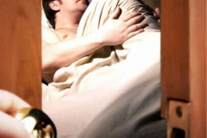 Kaynanadan skandal hareket! Oğlu ile gelinin cinsel ilişki görüntülerini paylaştı