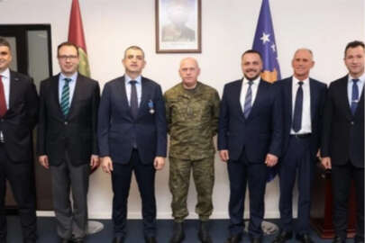 Bayraktar'a Kosova'da üstün hizmet madalyası